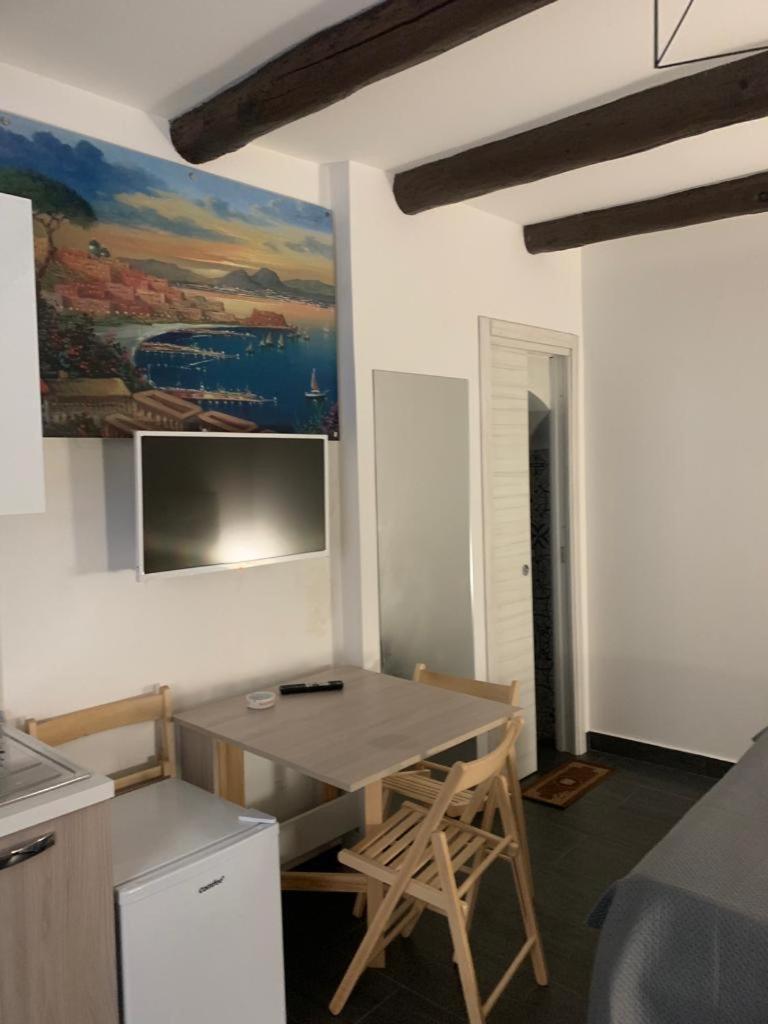 Viky House Chiaia Διαμέρισμα Νάπολη Εξωτερικό φωτογραφία